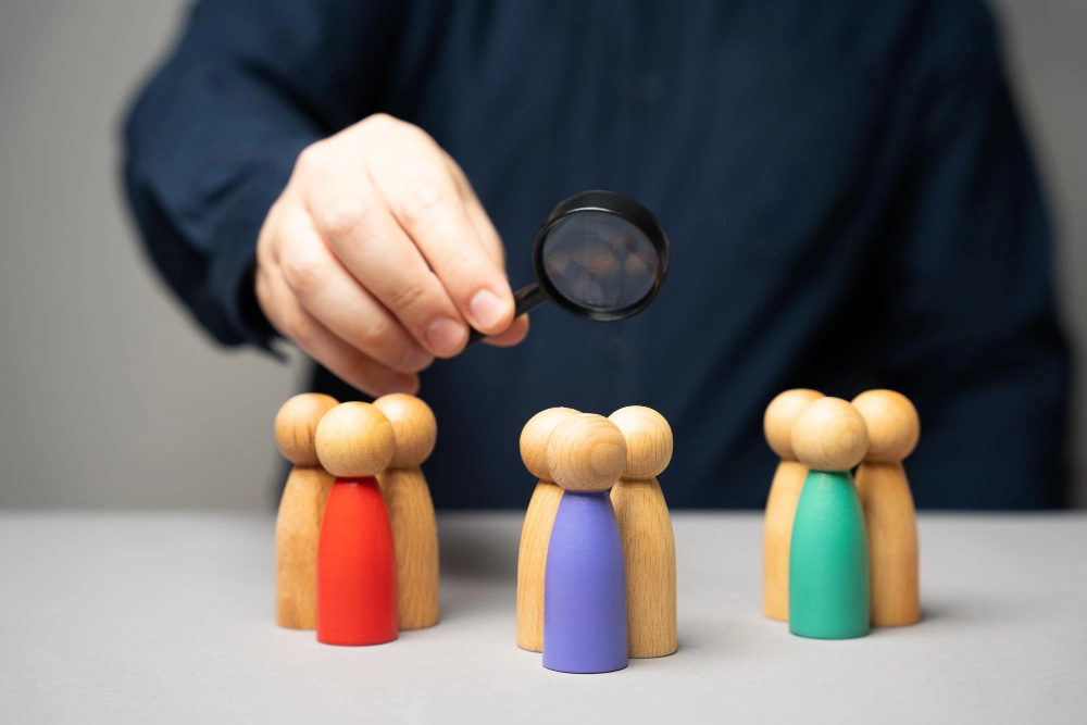 Lire la suite à propos de l’article Comment identifier et analyser vos concurrents sur le marché ?